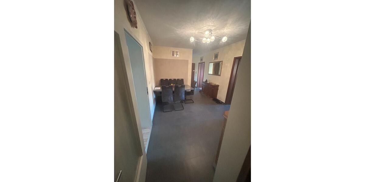 Etagenwohnung Pinneberg - 4 Zimmer, 86 m&sup2;, 335.000&euro; | Angebot:24122855