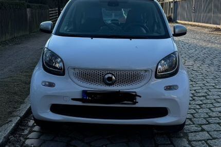 Smart ForTwo 72.702 km 12.000 &euro; Hamburg 21109