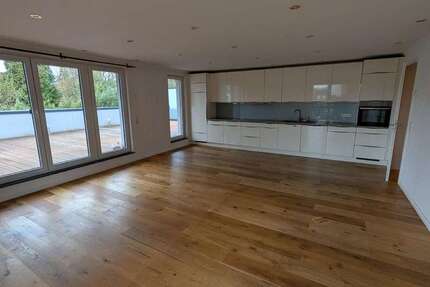 Wohnung Hamburg Schnelsen - 4 Zimmer, 113 m&sup2;, 2.490&euro; | Angebot:26766932