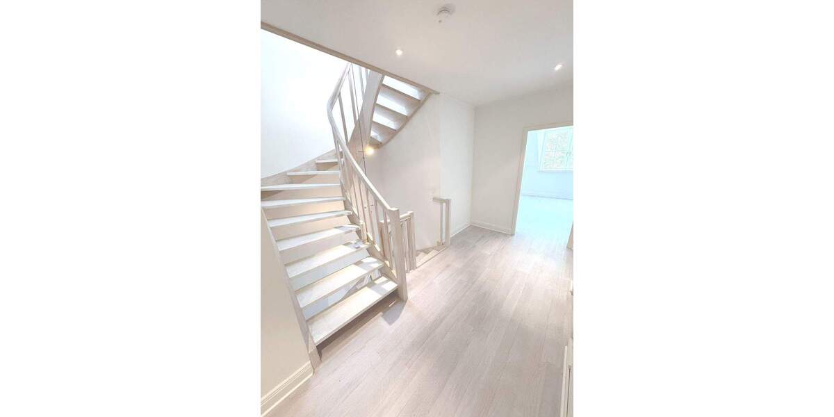 Reihenendhaus Hamburg Rissen - 7 Zimmer, 200 m&sup2;, 870.000&euro; | Angebot:25696594