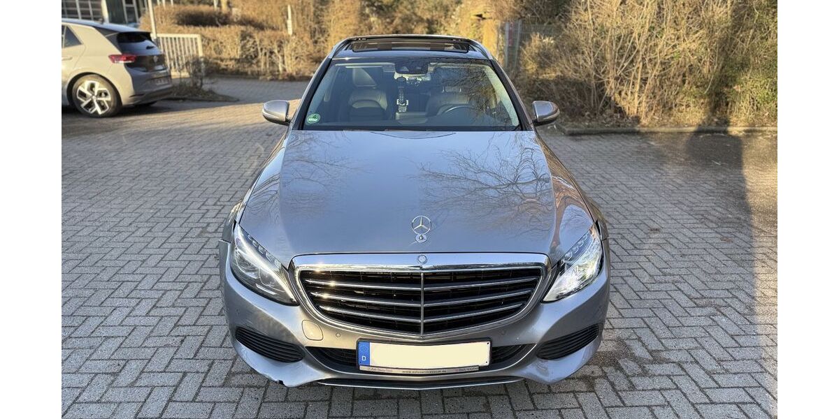 Mercedes-Benz C 220 141.500 km 13.890 &euro; Hamburg 22309