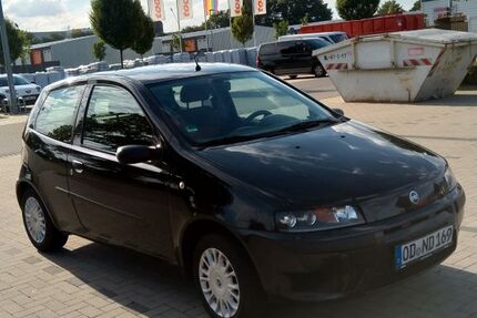 Fiat Punto 74.000 km 2.795 &euro; Lasbek 23847