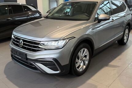 VW Tiguan Allspace 96.687 km 25.499 &euro; Tornesch 25436
