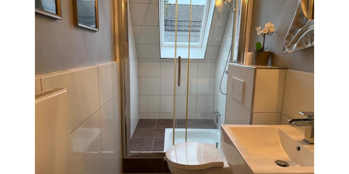 Dachgeschoßwohnung Kuddewörde - 4 Zimmer, 133 m&sup2;, 1.400&euro; | Angebot:24791571