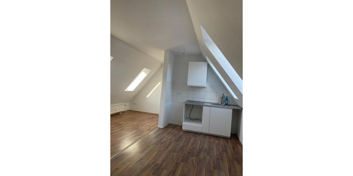 Dachgeschoßwohnung Oststeinbek - 2.5 Zimmer, 69 m&sup2;, 850&euro; | Angebot:25394072