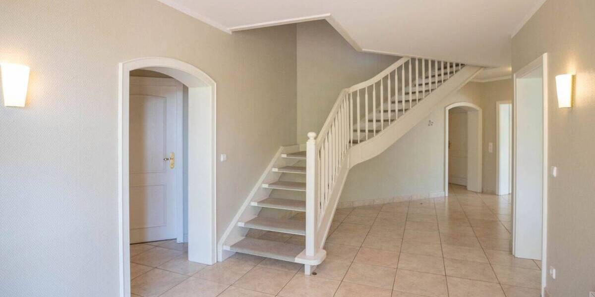 Einfamilienhaus Moorrege - 4 Zimmer, 212 m&sup2;, 2.000&euro; | Angebot:26796955