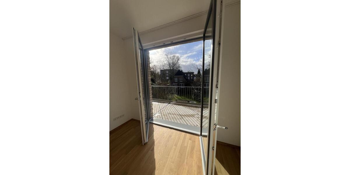 Maisonettenwohnung Hamburg Altona - 6 Zimmer, 142 m&sup2;, 2.982&euro; | Angebot:25967508