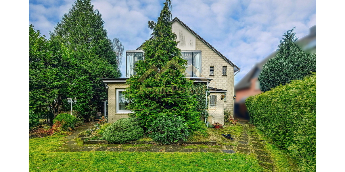 Rarität in Bestlage: Historischer Charme mit 2 Wohneinheiten, Wintergarten und sonnigem Grundstück - Zweifamilienhaus Hamburg Wandsbek | Angebot:25365900