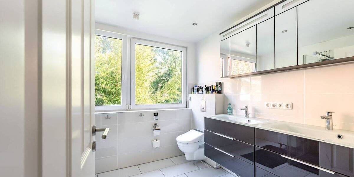 Einfamilienhaus Hamburg / Rissen Rissen - 7 Zimmer, 180 m&sup2;, 798.000&euro; | Angebot:25674418