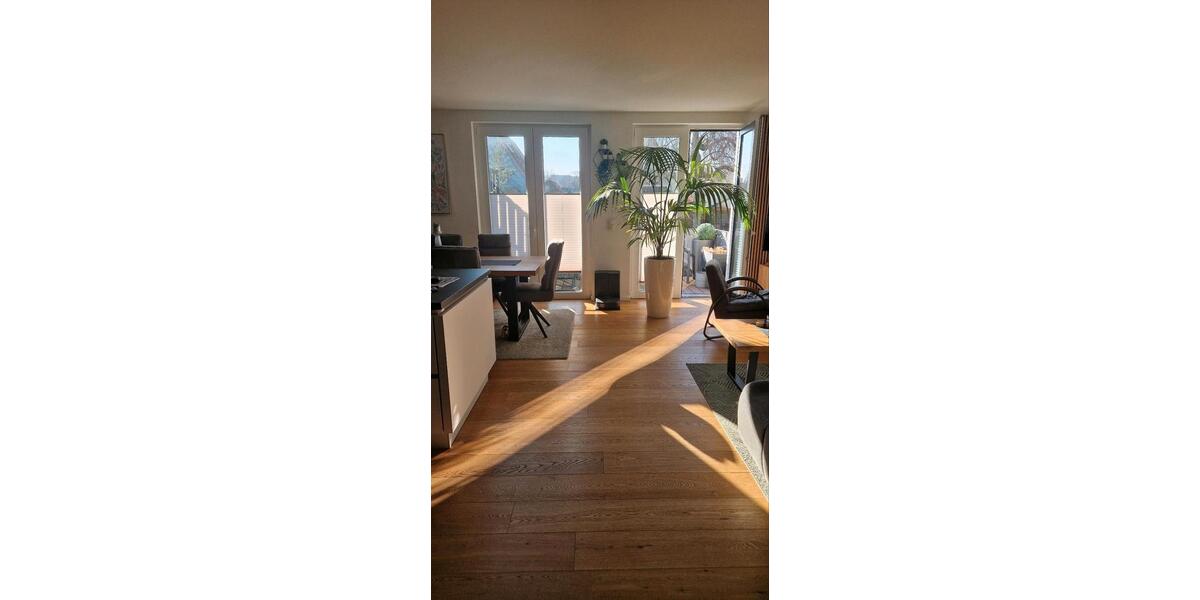 Etagenwohnung Stapelfeld - 3 Zimmer, 94 m&sup2;, 1.823&euro; | Angebot:25341670