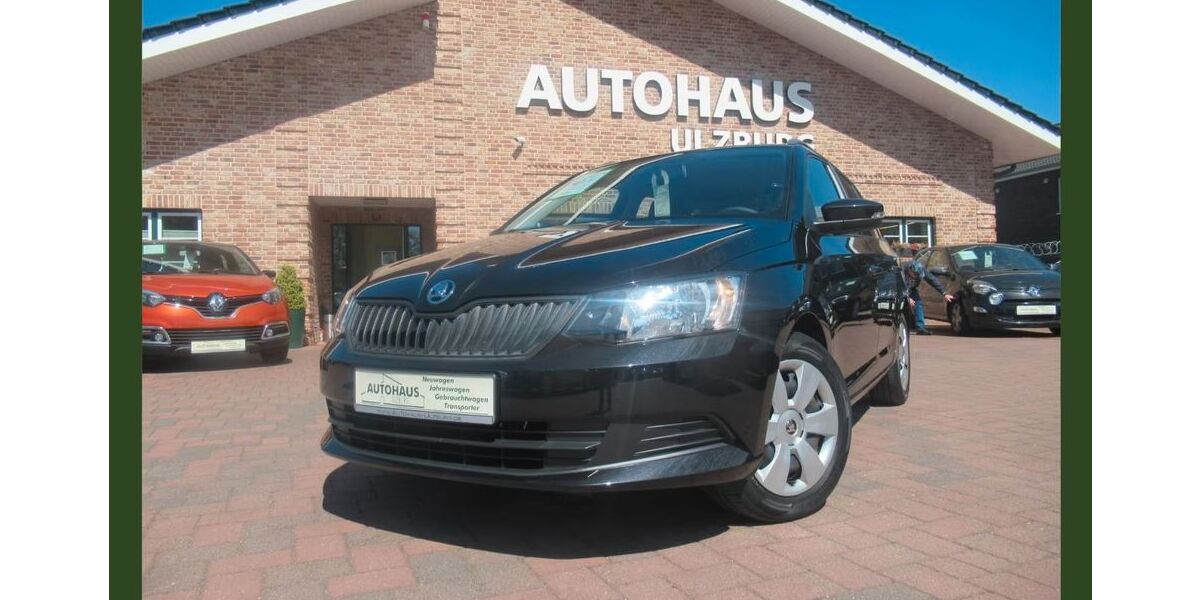 Skoda Fabia 53.117 km 9.900 &euro; Henstedt Ulzburg(20 km nördlich von HH-direkt an der A7) 24558