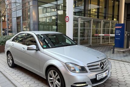 Mercedes-Benz C 180 221.000 km 8.999 &euro; Hamburg 20097