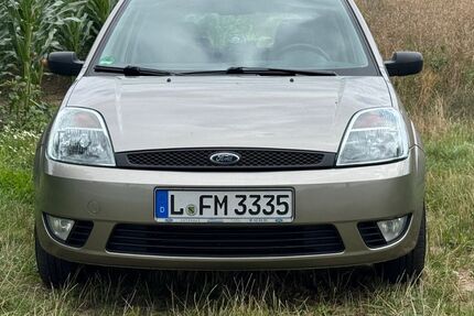 Ford Fiesta 89.500 km 1.480 &euro; Großhansdorf 22927