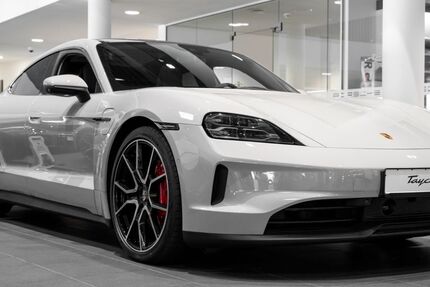 Porsche Taycan 13.900 km 128.520 &euro; Hamburg 22087