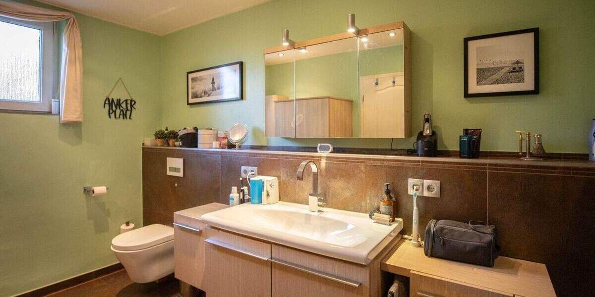 Reihenmittelhaus Uetersen - 5 Zimmer, 121 m&sup2;, 299.000&euro; | Angebot:25663037