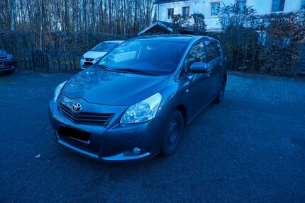 Toyota Verso 235.340 km 4.999 &euro; Wandsbek - Hamburg Rahlstedt 22149