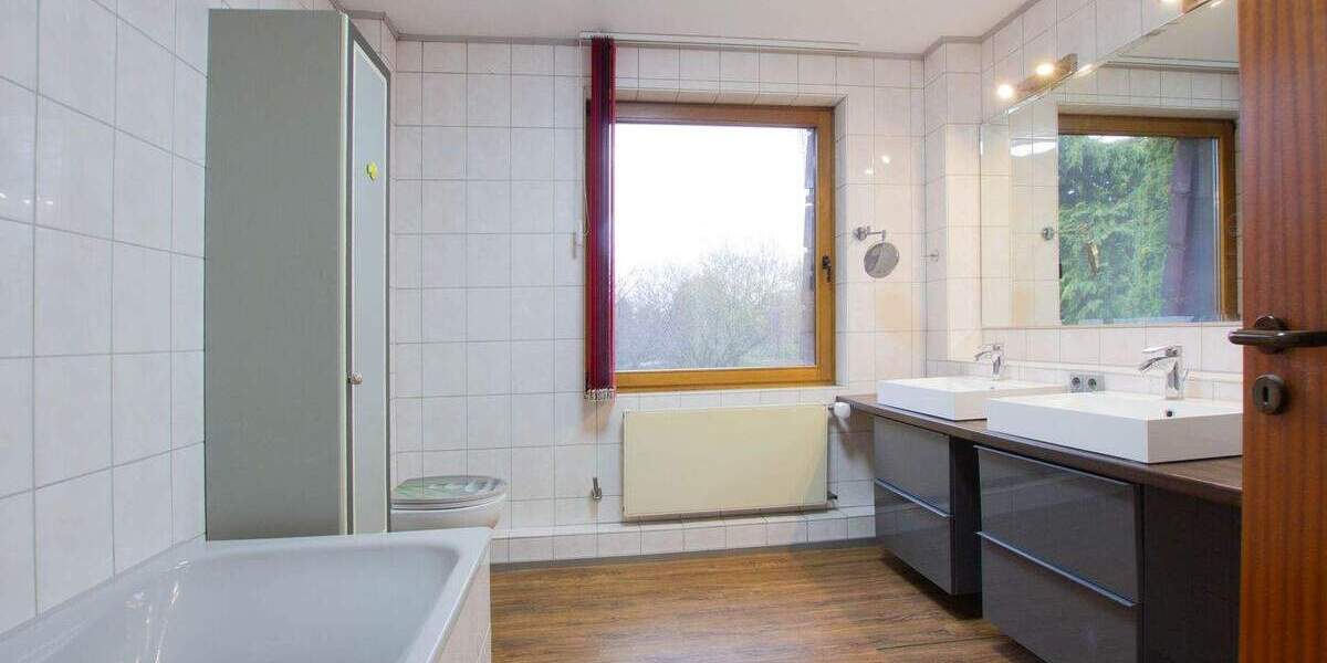 Etagenwohnung Hamburg Poppenbüttel - 4 Zimmer, 153 m&sup2;, 550.000&euro; | Angebot:25779589