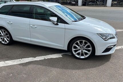 Seat Leon 90.000 km 17.500 &euro; Hamburg 22529