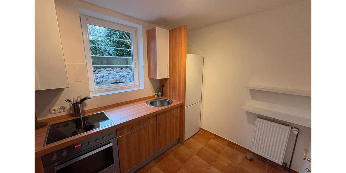 Etagenwohnung Nahe - 2 Zimmer, 66 m&sup2;, 1.200&euro; | Angebot:25172952