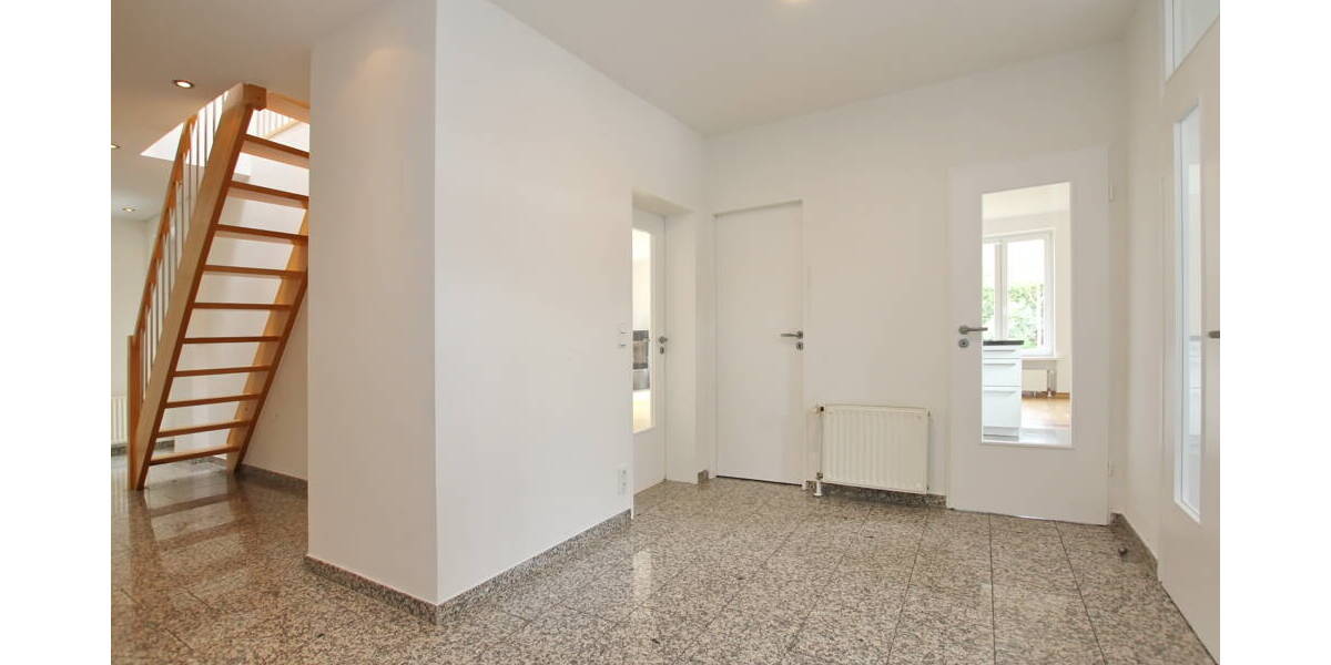 Einfamilienhaus Hamburg-Sasel Sasel - 5 Zimmer, 150 m&sup2;, 850.000&euro; | Angebot:25996311