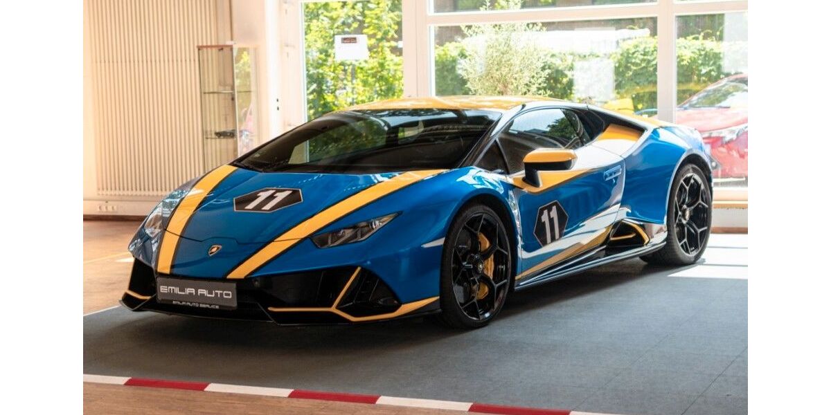 Lamborghini Huracán 4.700 km 298.900 &euro; Hamburg 22453