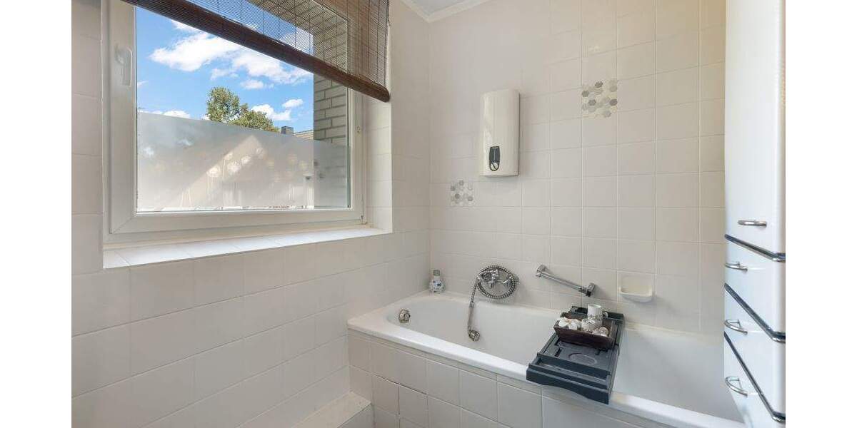 Etagenwohnung Hamburg Wellingsbüttel - 4 Zimmer, 102 m&sup2;, 449.000&euro; | Angebot:25701318