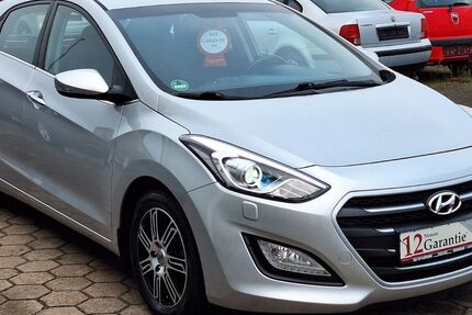 Hyundai i30 90.907 km 11.999 &euro; Stapelfeld 22145