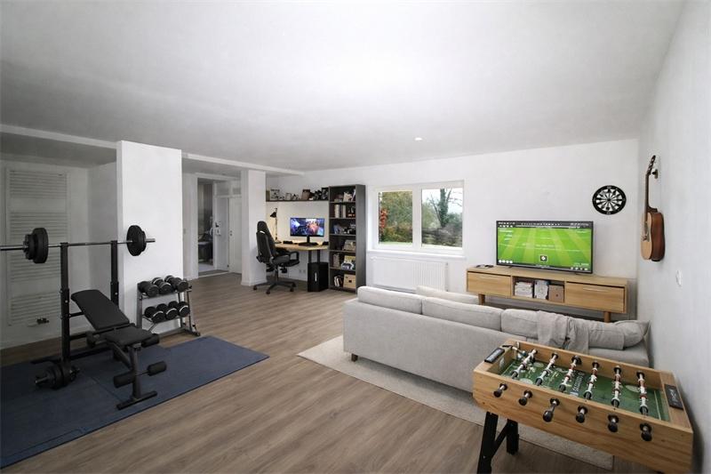 Einfamilienhaus Hoisdorf - 5 Zimmer, 112 m&sup2;, 1.900&euro; | Angebot:25156381