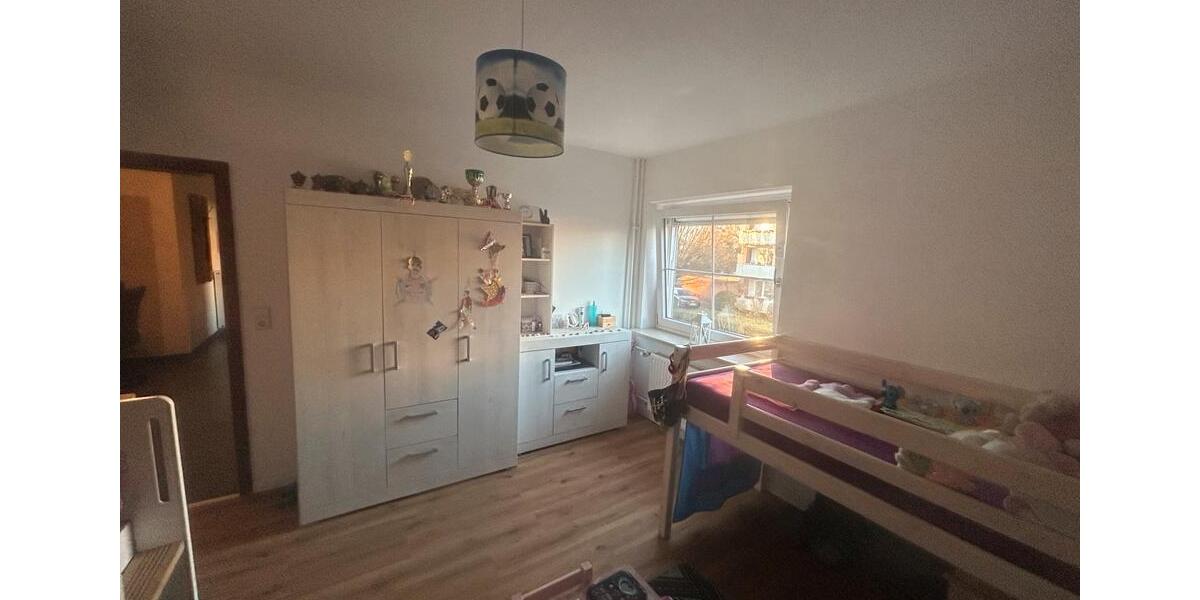 Etagenwohnung Pinneberg - 4 Zimmer, 86 m&sup2;, 335.000&euro; | Angebot:24122855