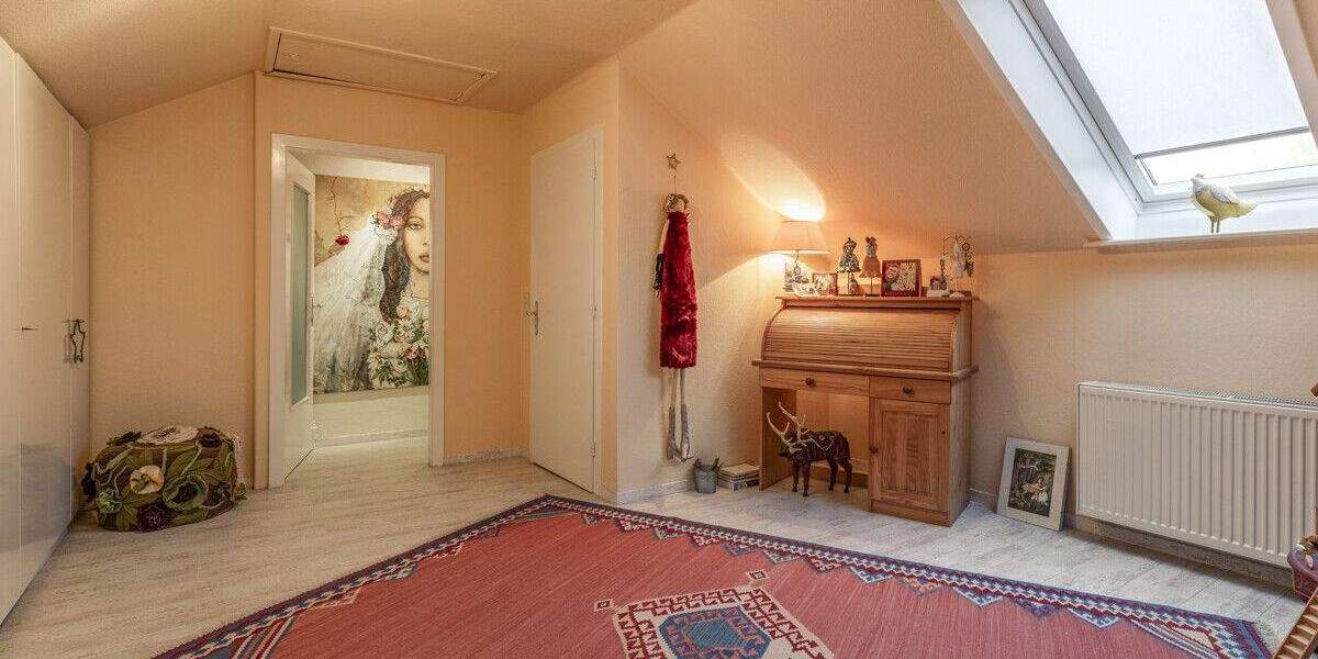 Doppelhaushälfte Ellerbek - 9 Zimmer, 222 m&sup2;, 795.000&euro; | Angebot:25845019