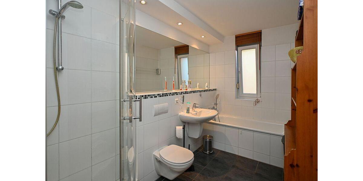 Erdgeschoßwohnung Hamburg Barmbek-Süd - 3 Zimmer, 93 m&sup2;, 2.593&euro; | Angebot:24781821