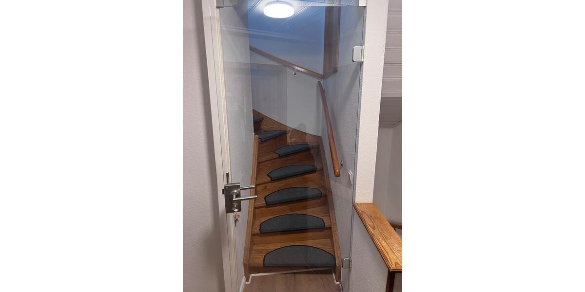 Dachgeschoßwohnung Hamburg Borgfelde - 2 Zimmer, 20 m&sup2;, 750&euro; | Angebot:25332943