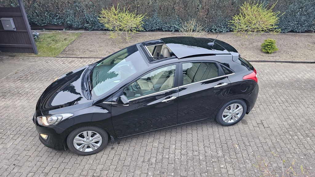Hyundai i30 79.750 km 10.900 &euro; Henstedt-Ulzburg 24558
