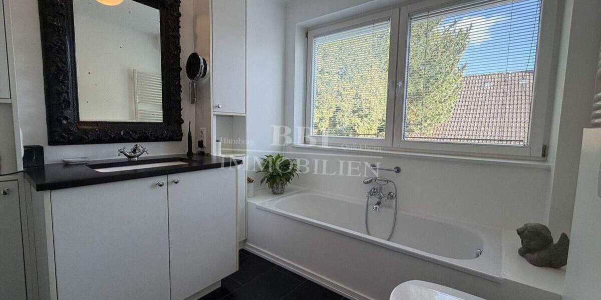 Einfamilienhaus Norderstedt Garstedt - 3 Zimmer, 135 m&sup2;, 635.000&euro; | Angebot:25669315