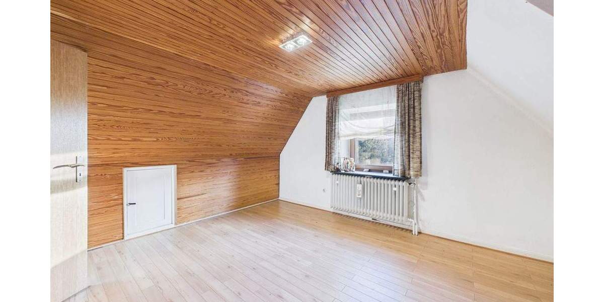 Einfamilienhaus Kisdorf - 6 Zimmer, 140 m&sup2;, 259.000&euro; | Angebot:25672606