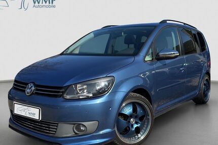VW Touran 204.128 km 5.990 &euro; Hamburg 22045