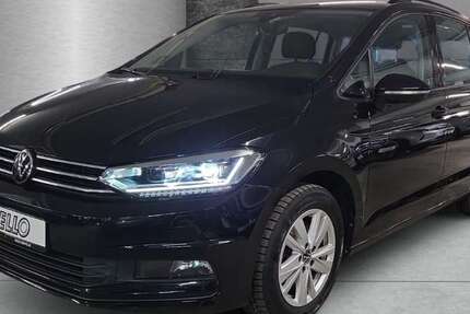 VW Touran 50.192 km 24.540 &euro; Hamburg 22047