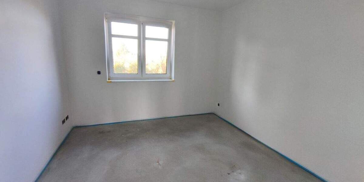 Etagenwohnung Uetersen - 3 Zimmer, 96 m&sup2;, 1.530&euro; | Angebot:25837338