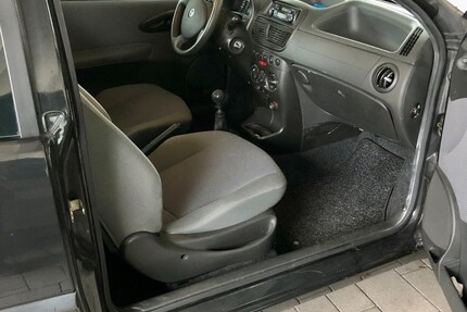 Fiat Punto 56.606 km 2.600 &euro; Henstedt-Ulzburg 24558