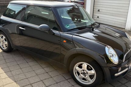 Mini ONE 211.980 km 1.887 &euro; Schenefeld 22869