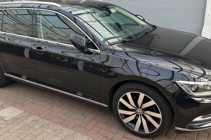 VW Passat Variant 129.500 km 18.900 &euro; Ellerbek 25474
