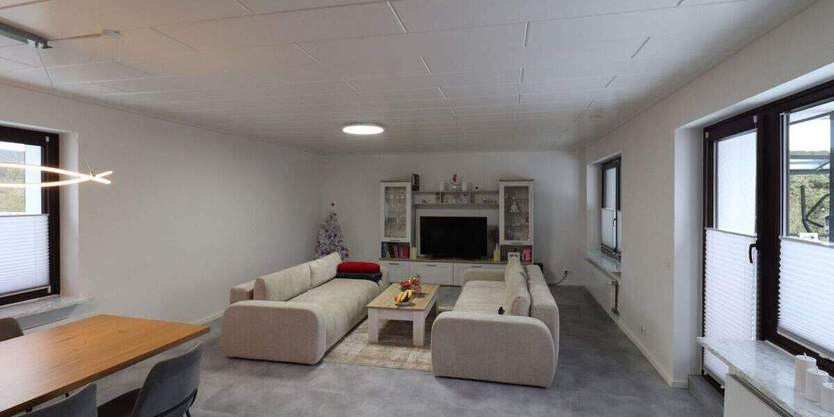 Einfamilienhaus Groß Niendorf - 7 Zimmer, 215 m&sup2;, 695.000&euro; | Angebot:25769322