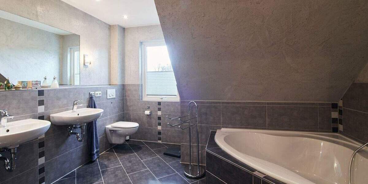 Doppelhaushälfte Moorrege - 4 Zimmer, 120 m&sup2;, 435.000&euro; | Angebot:25801329