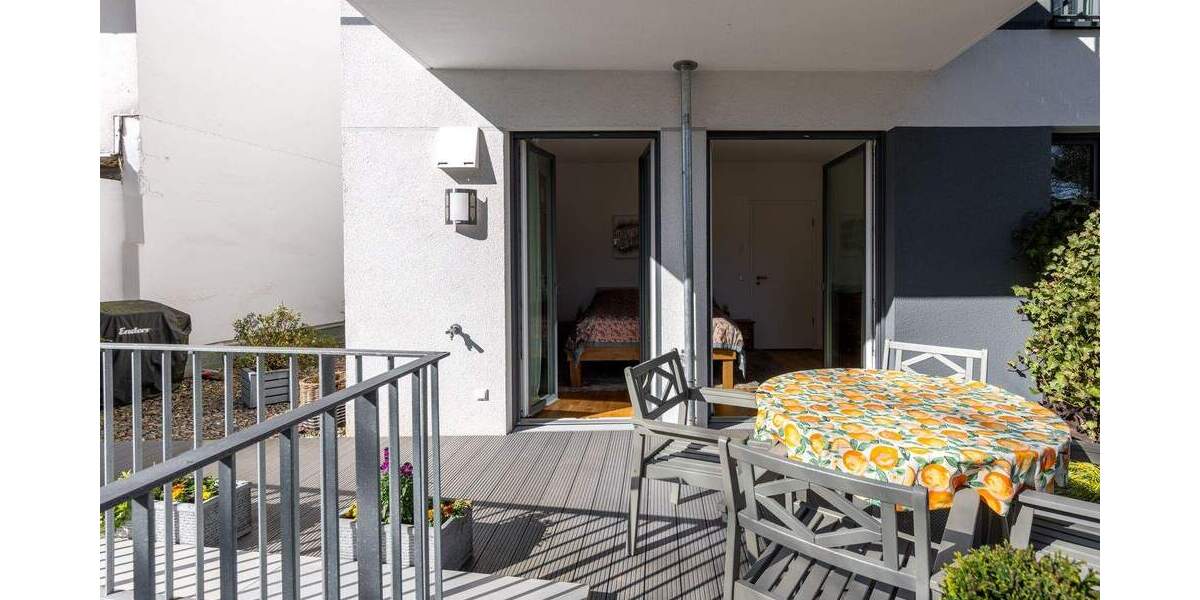 Terrassenwohnung Hamburg Wellingsbüttel - 1 Zimmer, 65 m&sup2;, 429.000&euro; | Angebot:25863493
