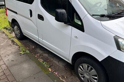 Nissan NV200 183.000 km 6.200 &euro; Hamburg 20537