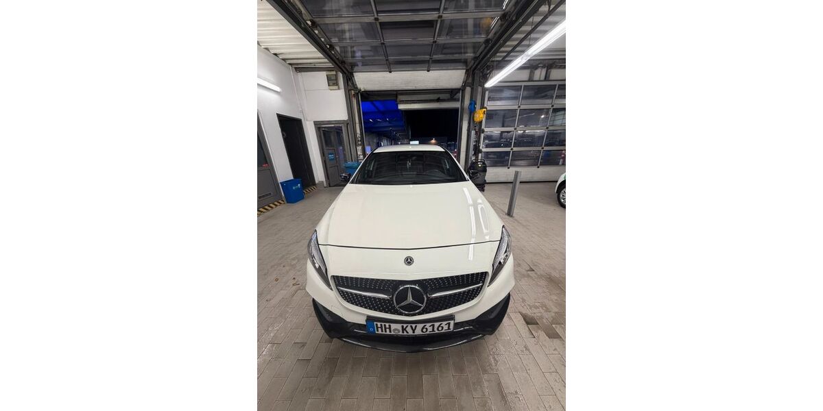 Mercedes-Benz A 180 75.000 km 16.700 &euro; Hamburg 22525