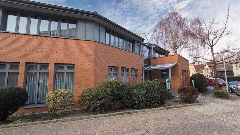 Gewerbeobjekt Ahrensburg - 9 Zimmer, 350 m&sup2;, 1.260.000&euro; | Angebot:25779529