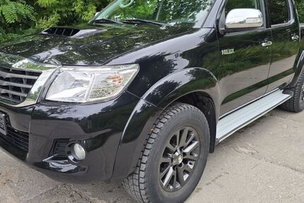 Toyota Hilux 200.000 km 18.600 &euro; Hamburg 20535