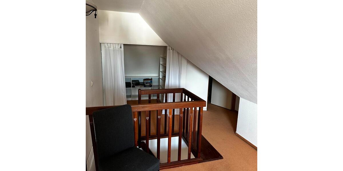 Dachgeschoßwohnung Uetersen - 2 Zimmer, 52 m&sup2;, 198.000&euro; | Angebot:27163160