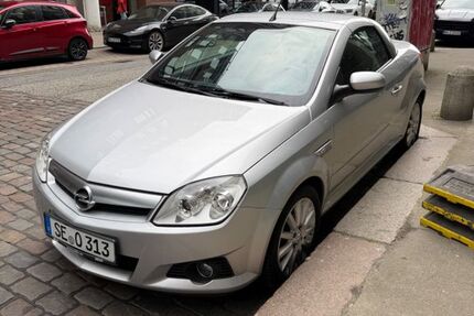 Opel Tigra 99.000 km 3.200 &euro; Itzstedt 23845